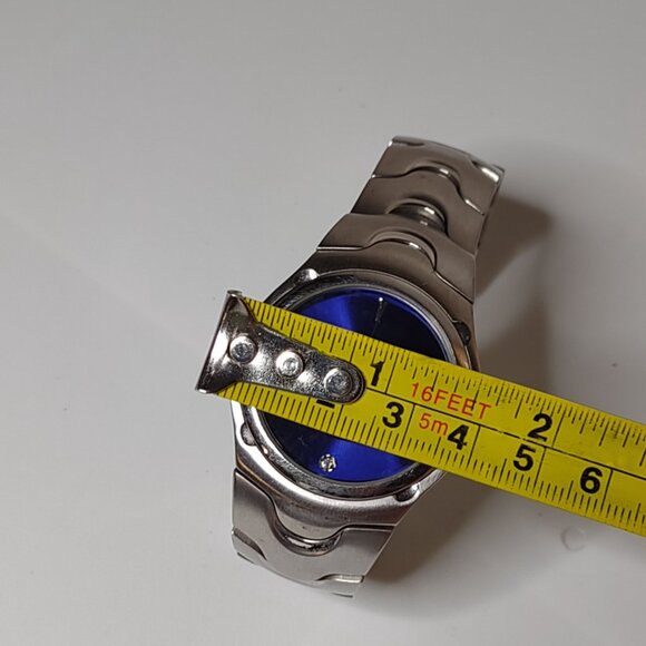 7 Inch Heavy Armitron Watch With Blue Dial - Picture 12 of 13